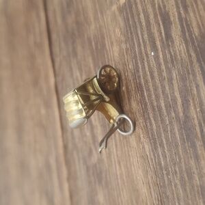 14k‎ gold old buggy charm rickshaw vintage